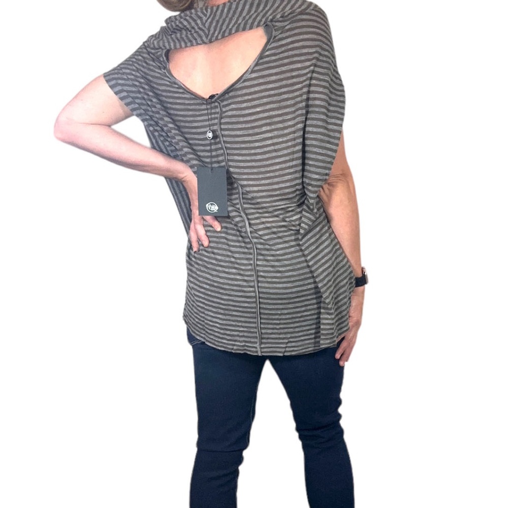 Uniq Draped Open Back Striped High Low Top w/Pockets MD NWT